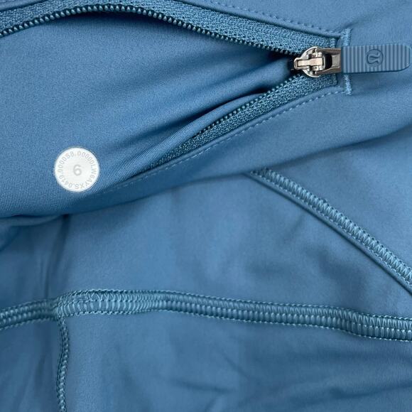 Lululemon Hot Pursuit High Rise Crop 21" Size 6 Petrol Blue - Picture 3 of 8